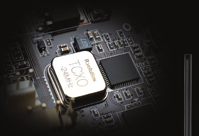 The R_volution 24 MHz TCXO master clock